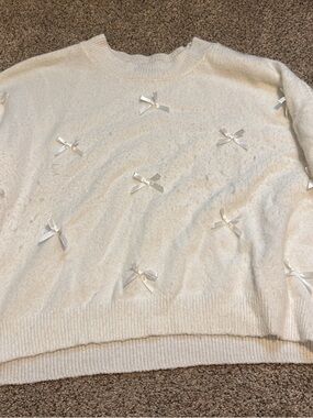 Cream Bow-Appliqué Crewneck Sweater